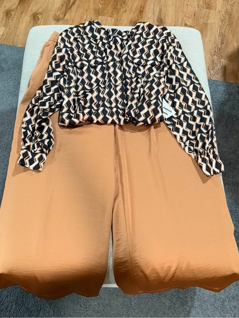 Worthington Wide-Leg Pull-On Pants in Camel Brown and coordinated top NWT
